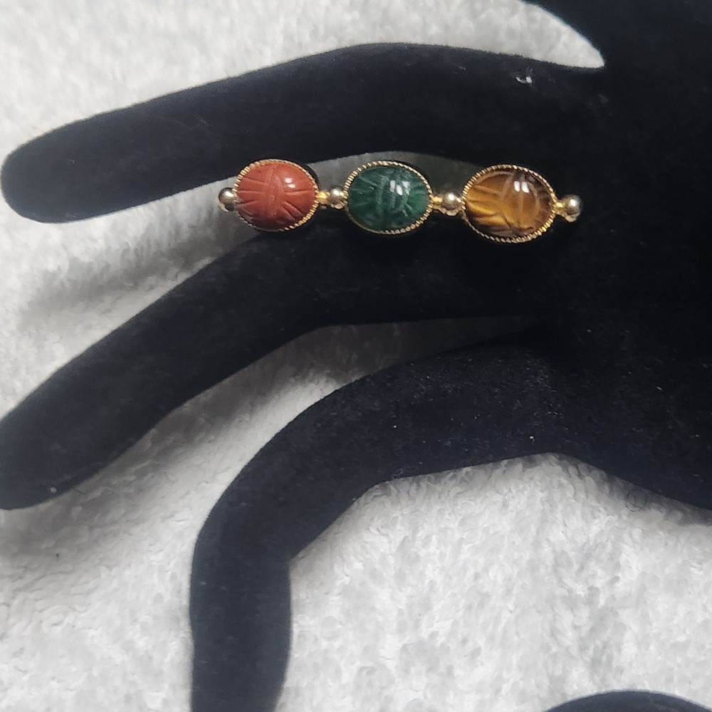 Vintage Gold Tone 3 Stone Scarab Bar Brooch Multi Color Egyptian Revival Pin - Picture 6 of 7